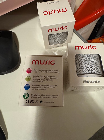 Product image 2 of 4