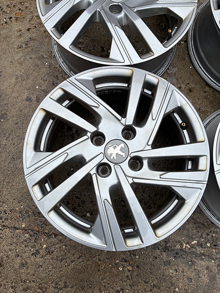 Product image 2 of 9