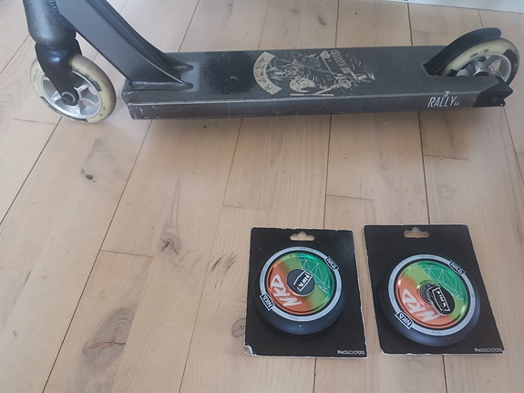 Product image 2 of 7