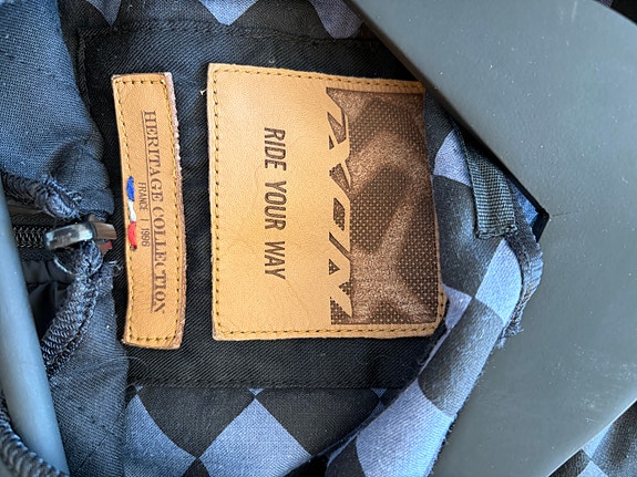 Product image 8 of 8