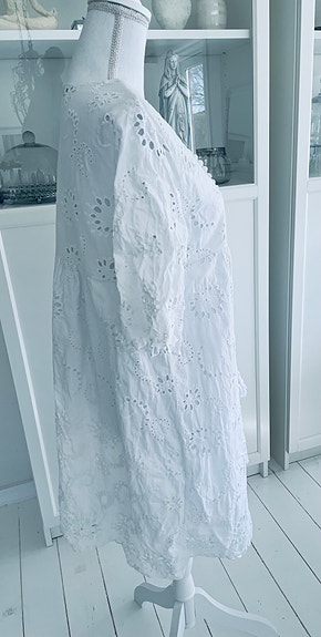Product image 13 of 16