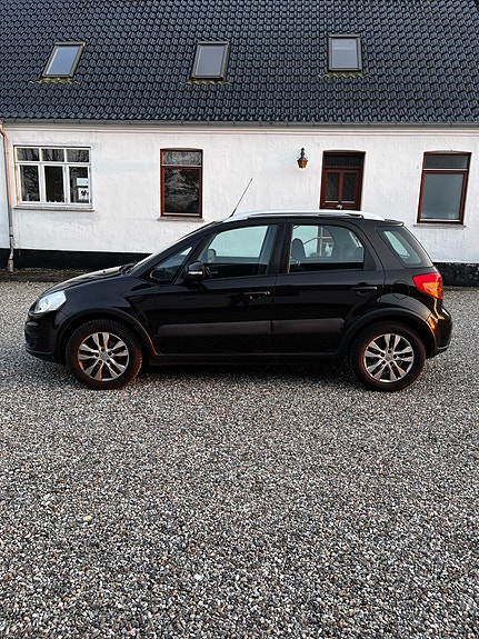 Suzuki SX4 – billede 3
