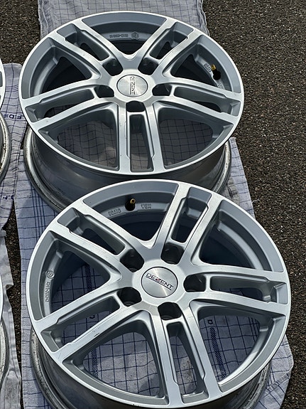 Product image 2 of 9