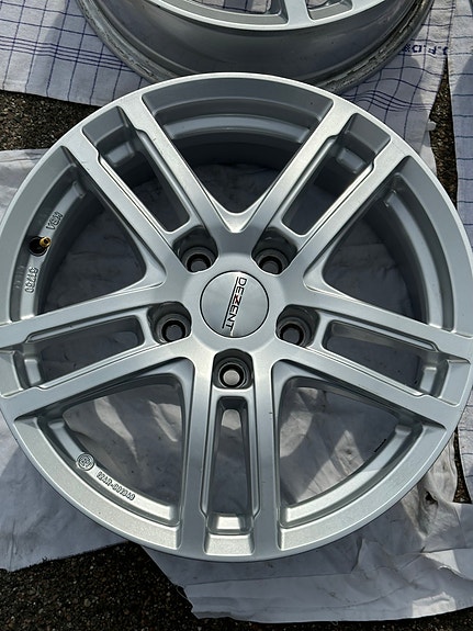 Product image 8 of 9