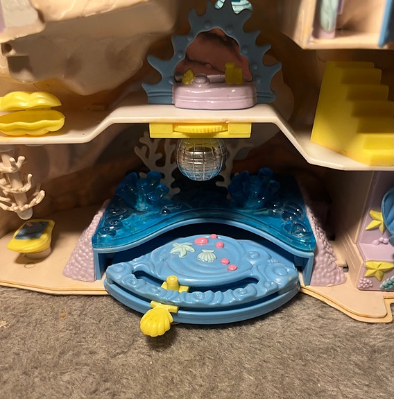 Product image 17 of 28