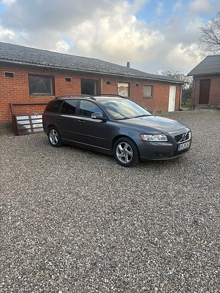 Volvo V50 til salg hos Nabilli