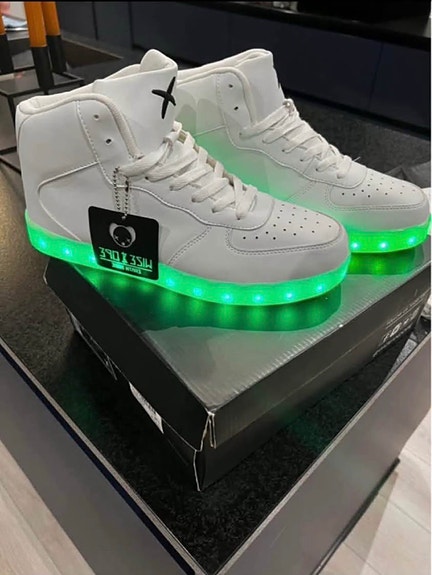 Product image 9 of 10