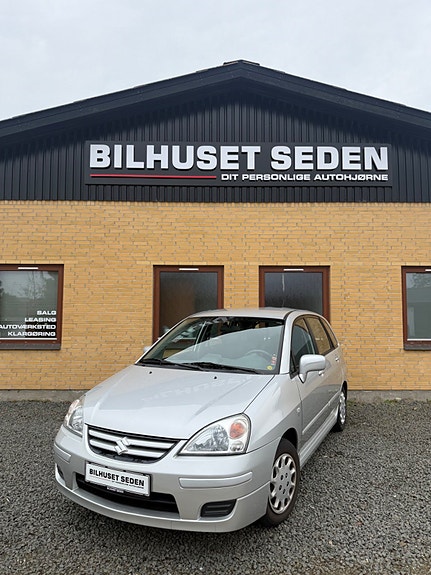 Suzuki Liana