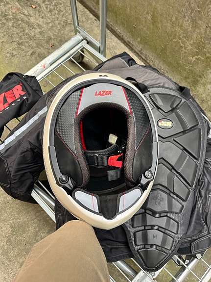 Product image 9 of 10