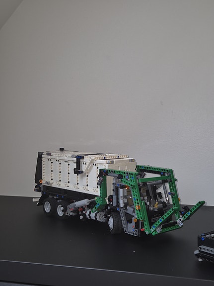 Product image 3 of 9