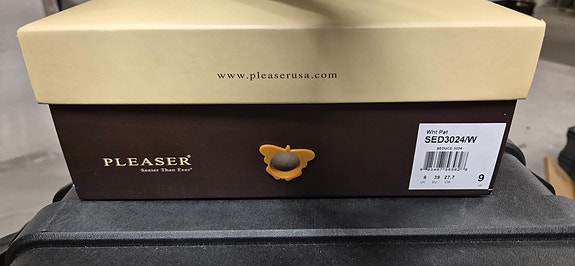 Product image 8 of 9