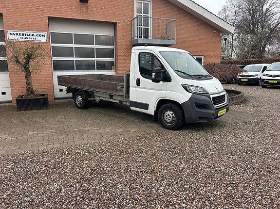 Peugeot Boxer 335
