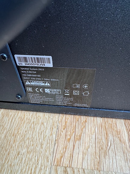 Product image 3 of 3