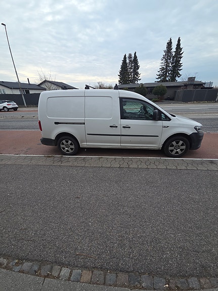 VW Caddy Maxi til salg hos Nabilli