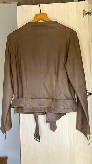 Product image 4 of 17
