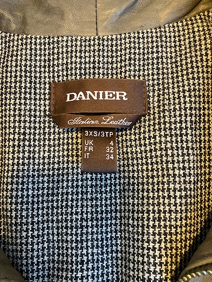 Product image 3 of 15