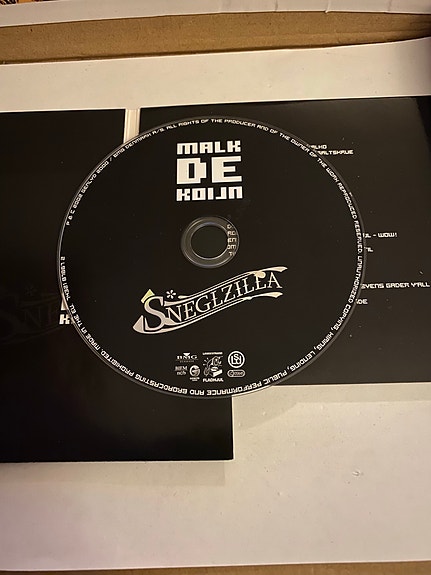 Product image 9 of 9