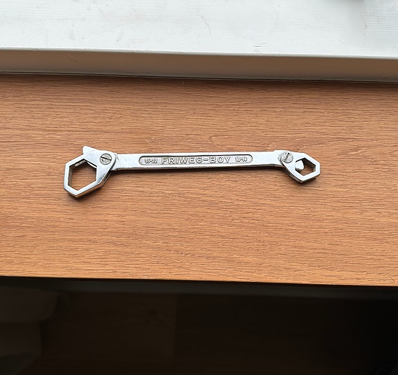 Product image 2 of 12