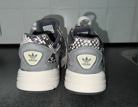 Product image 12 of 13
