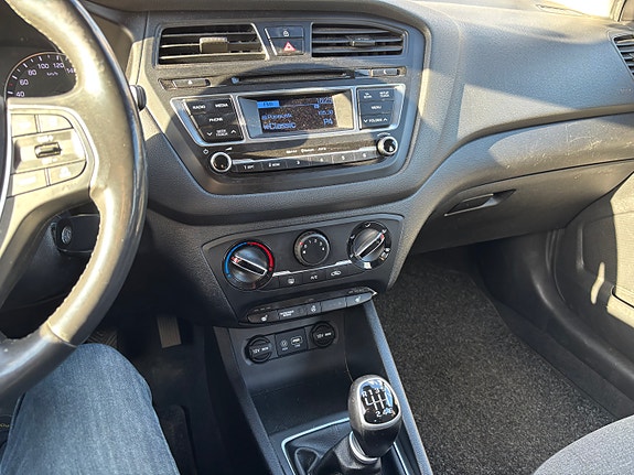 Hyundai I20 2016 photo 5