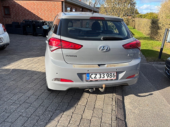 Hyundai I20 2016 photo 2
