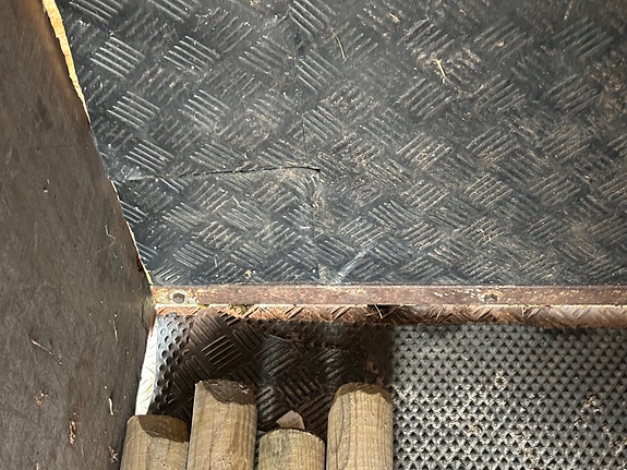 Product image 11 of 32