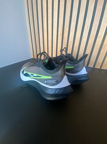 Product image 12 of 17