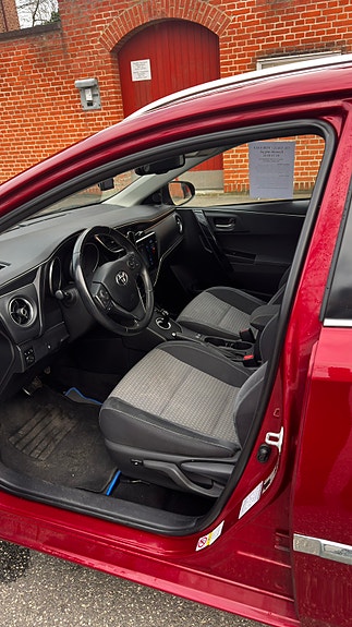 Toyota Auris til salg hos Nabilli