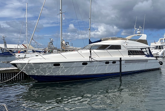 Fairline Squadron 59