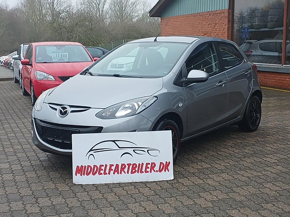 Mazda 2