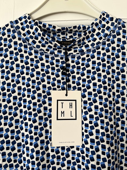 Product image 2 of 12