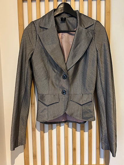 Product image 23 of 66