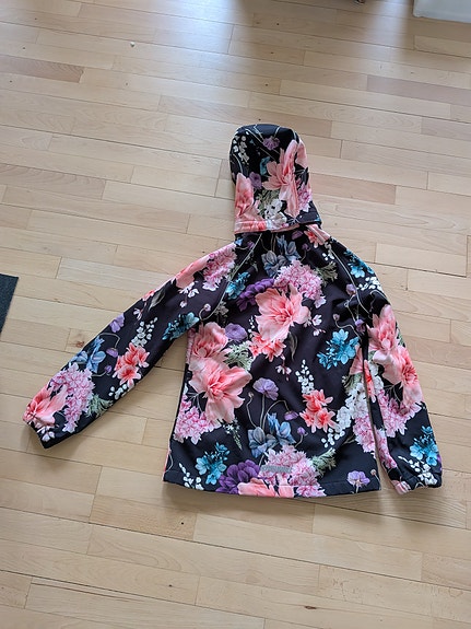 Product image 2 of 9
