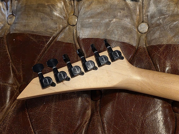 Product image 12 of 17