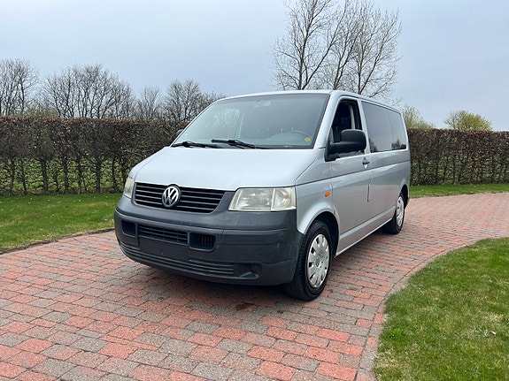 VW Caravelle til salg hos Nabilli