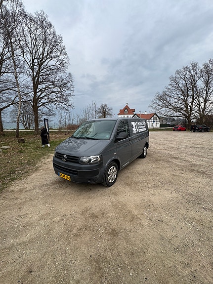 VW Transporter til salg hos Nabilli