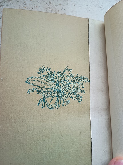 Product image 18 of 25