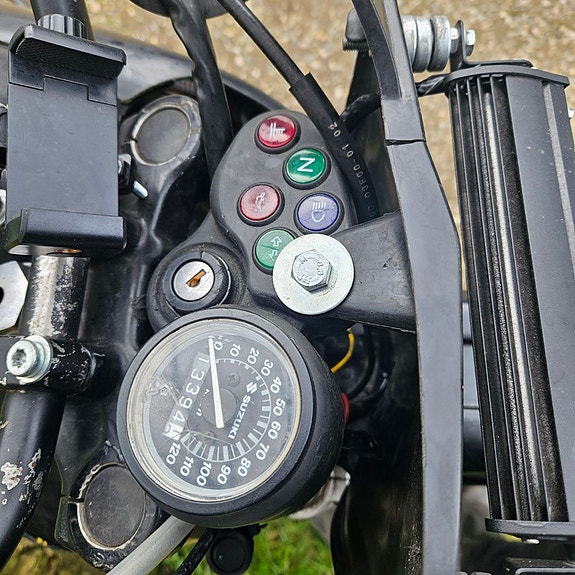 Product image 8 of 9