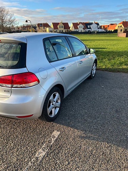 Volkswagen Golf 2009 photo 3