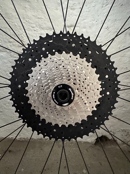 Product image 8 of 9