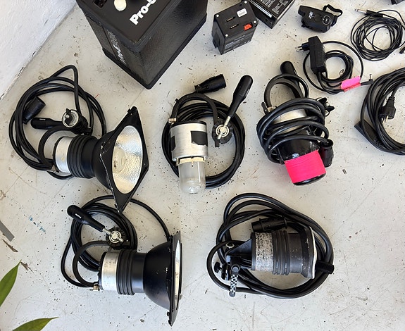 Product image 16 of 17