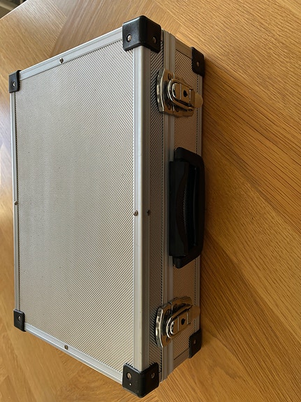 Product image 3 of 3