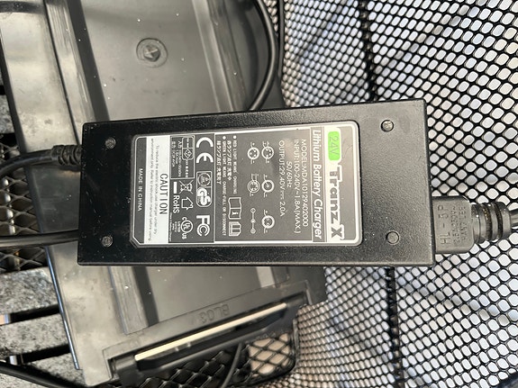 Product image 8 of 9