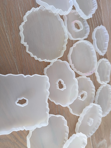 Product image 18 of 31