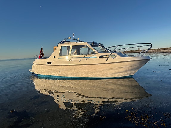 Bella 702