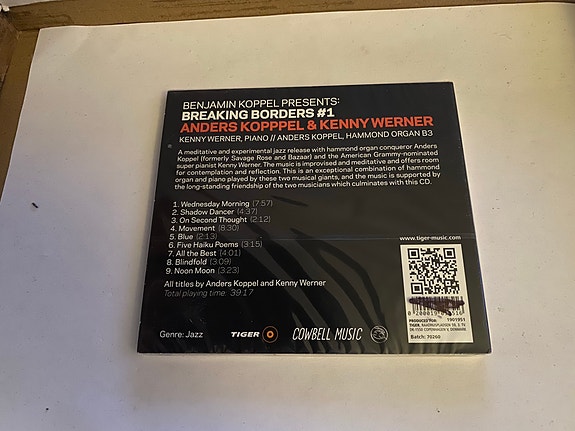 Product image 2 of 3