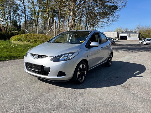 Mazda 2