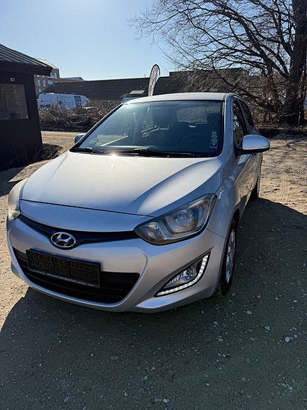Hyundai i20