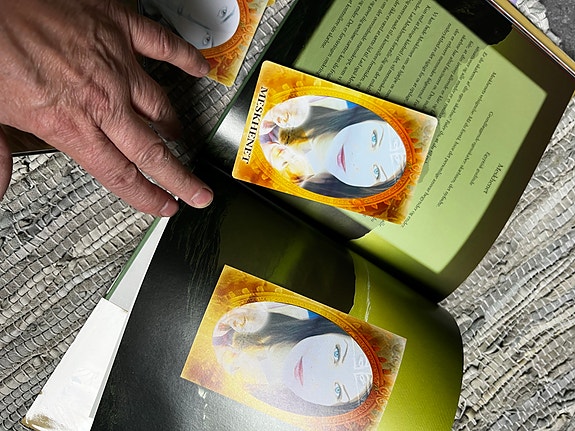 Product image 14 of 17