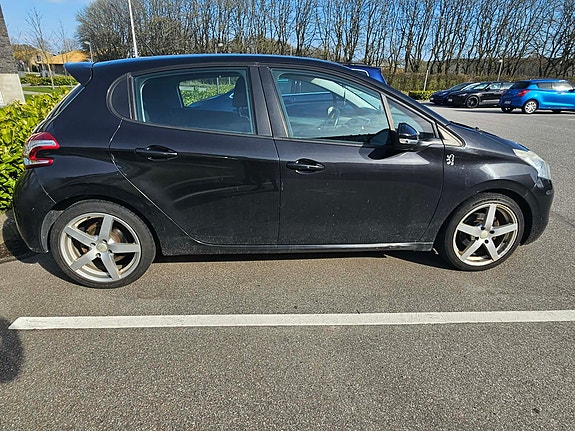 Peugeot 208 – billede 2
